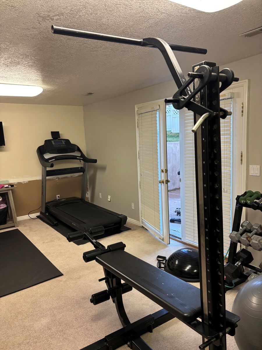 Soloflex weight lifting machine