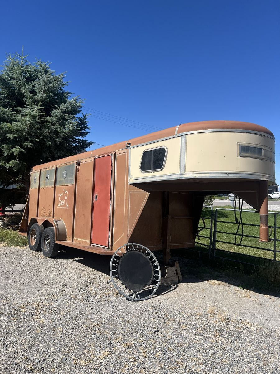 Horse trailer