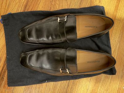 Magnanni Men's Black Leather Loafers with Silver Buckle - Size 10