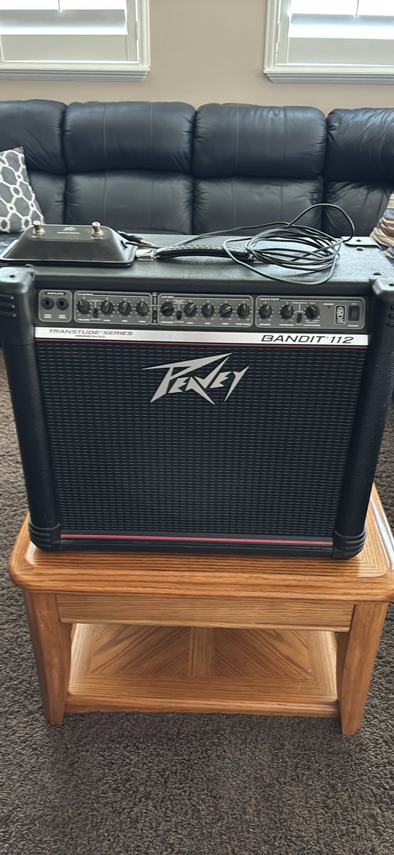 Peavey Bandit 112 Red Stripe