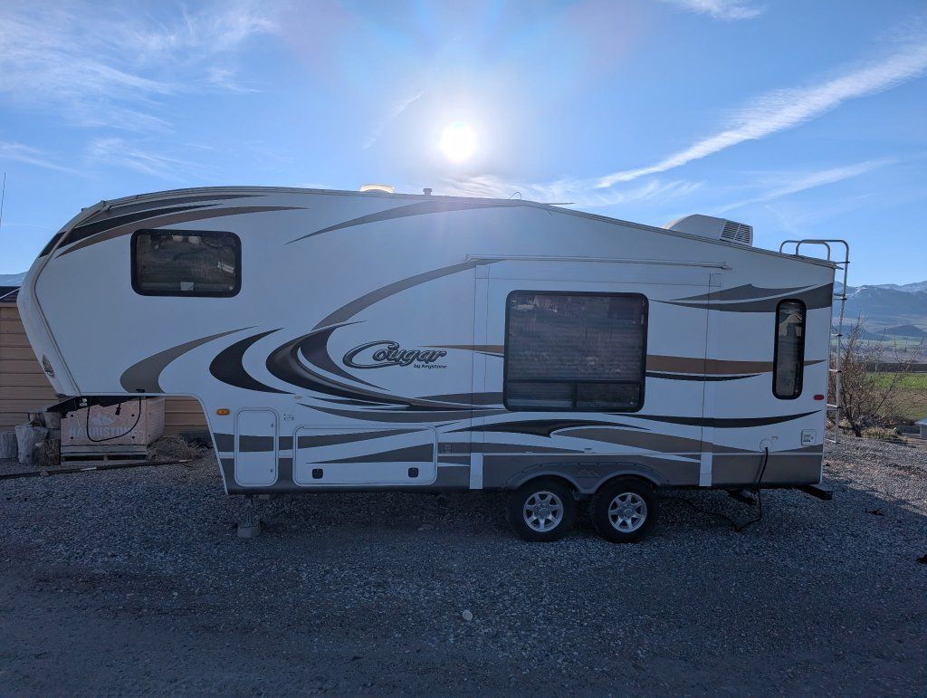 2013 Cougar 26'