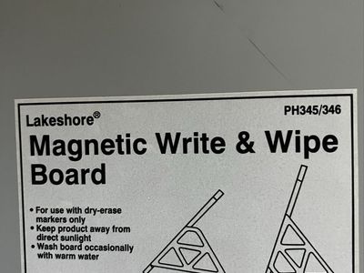 Magnetic white board