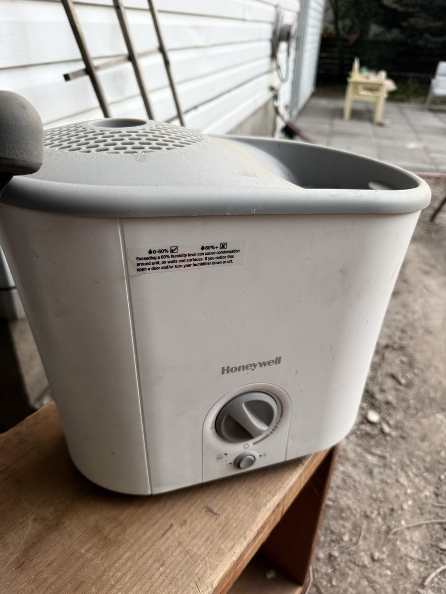Free humidifier