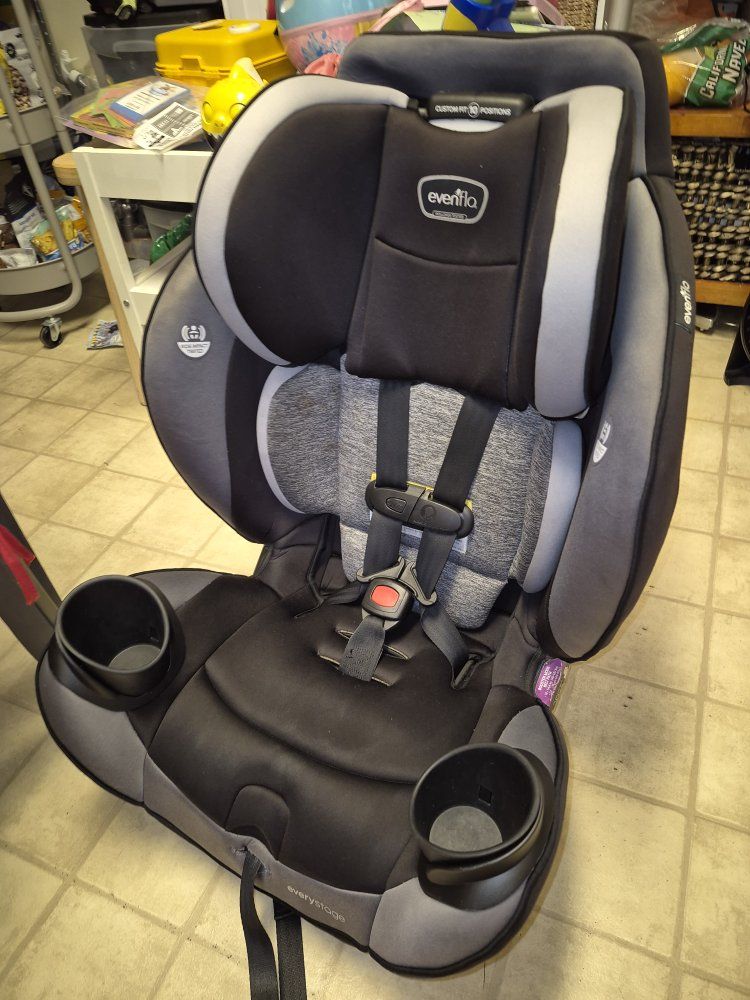 Clean! 2031 Evenflo EveryStage DLX All-in-One Car Seat Convertible Infant Baby Toddler Kid
