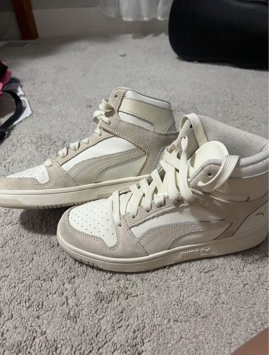 Women’s puma high tops