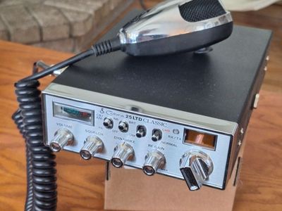 Cobra 25 LTD CB Radio