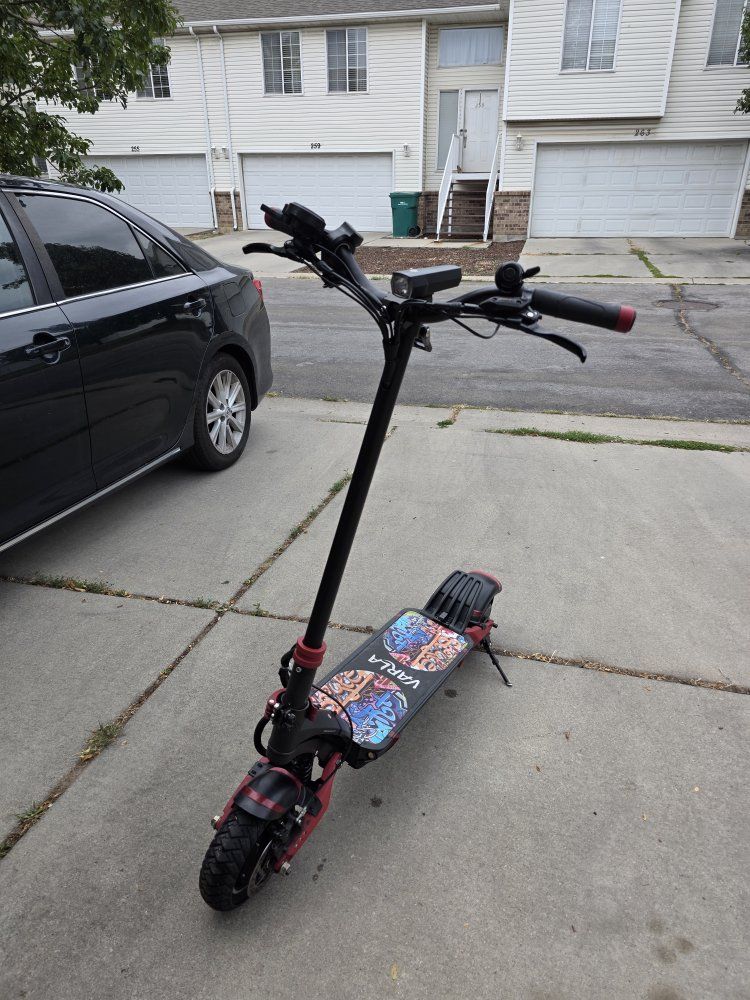 Varla Eagle One Dual Motor Electric Scooter - Red/Black