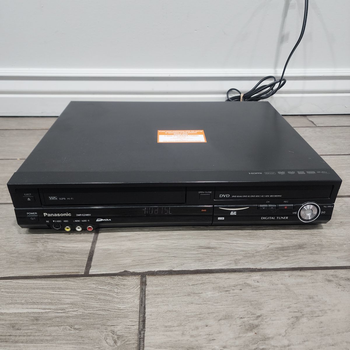 PANASONIC DMR-EZ485V COMBINATION DVD RECORDER & 4 HEAD VHS VCR DECK 1080P HDMI NICE!