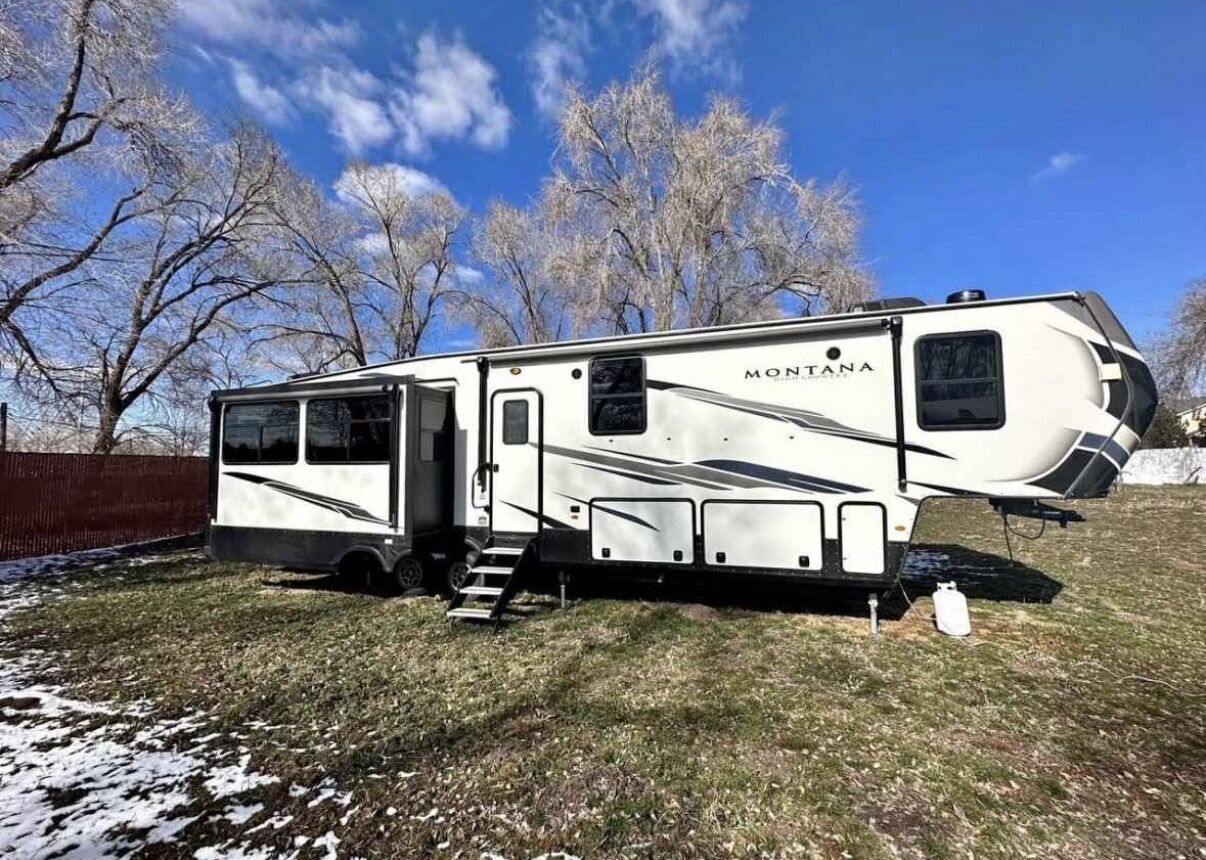 2021 Keystone Montana high country 385BR