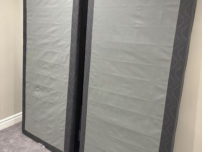 Twin XL Mattress Box Springs (King Bed)