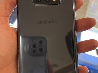 Samsung Galaxy S10E 128gb - Unlocked