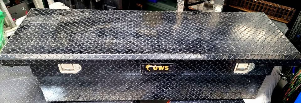 UWS 69-inch Black Aluminum Truck Tool Box