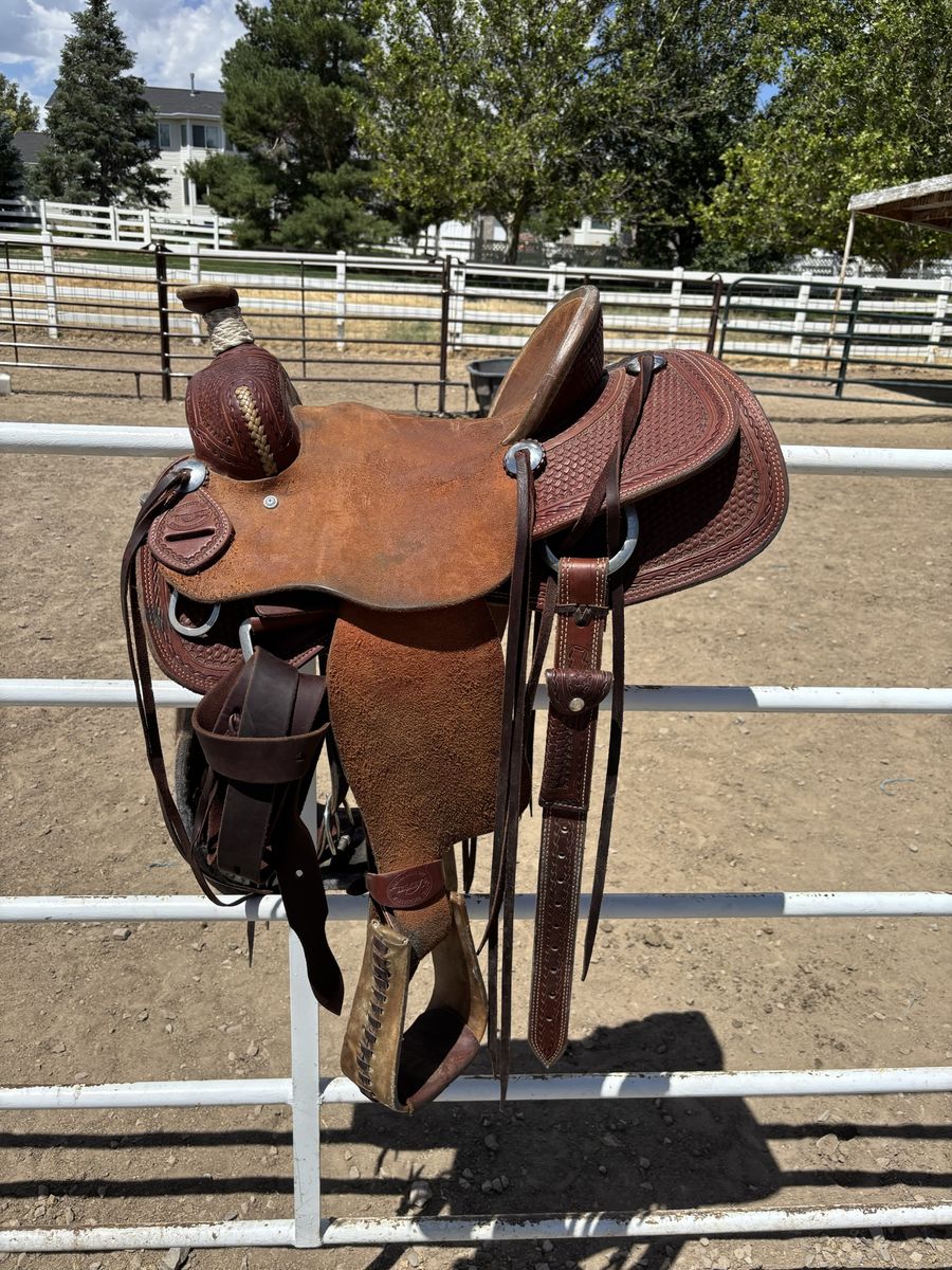 Teskeys kids ranch saddle