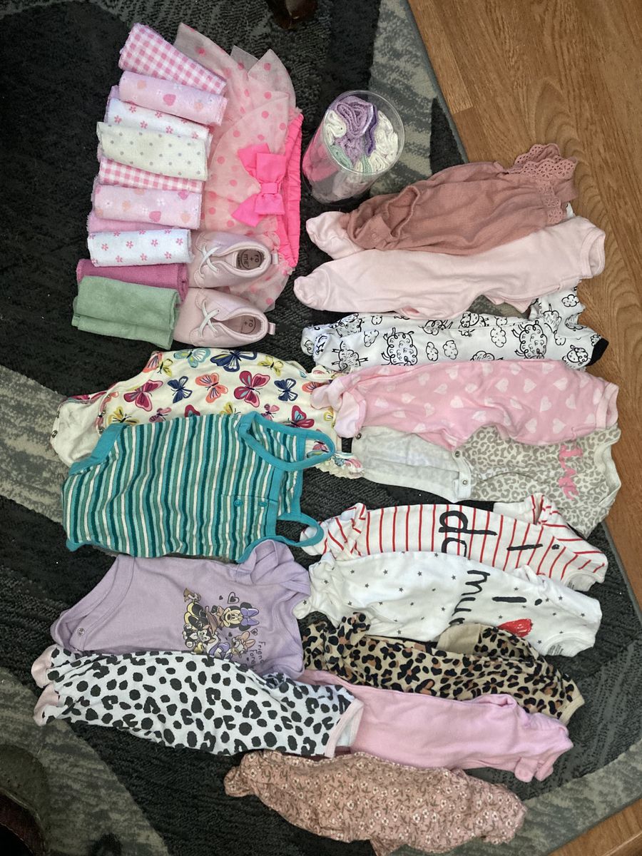 Newborn Girls Clothing Lot
