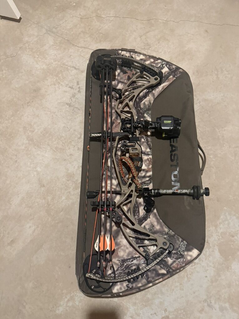 Hoyt Pro Defiant 34 With Garmin Xero A1