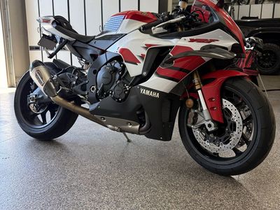 2026 Yamaha YZF-R1 anniversary edition 1000 miles!