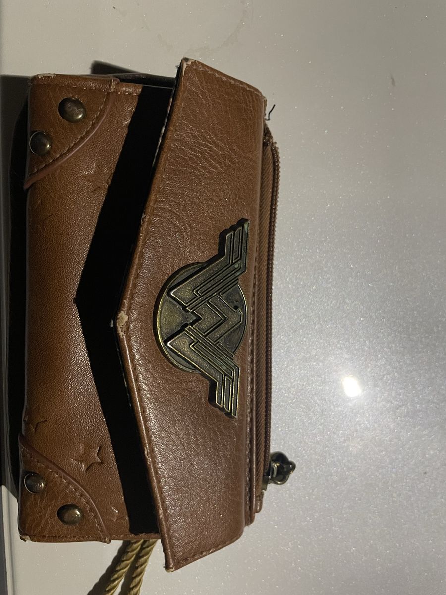 Wonder Woman Bi-fold Wallet with Bronze Logo and Star Embossing