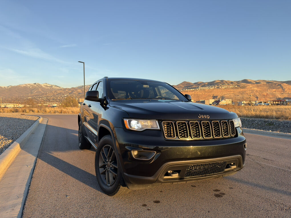 2016 Jeep Grand Cherokee Laredo 75th Anniversary