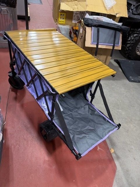 Moko Wagon with Tailgate and Table