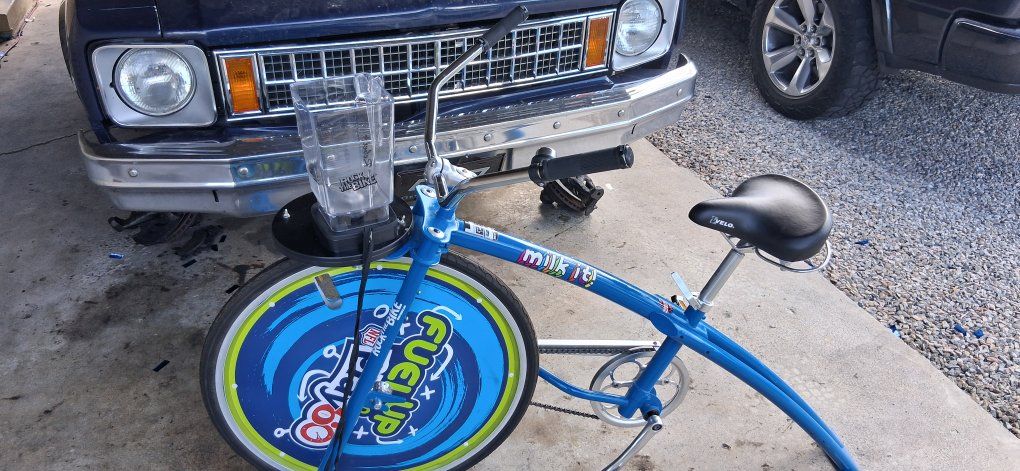 NFL LIMITED EDITION PLAY 60 FENDER BLENDER MADE BY MAD DOG CYCLES