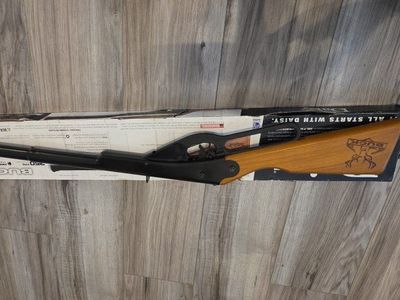 Daisy Buck 105 BB air rifle + original box