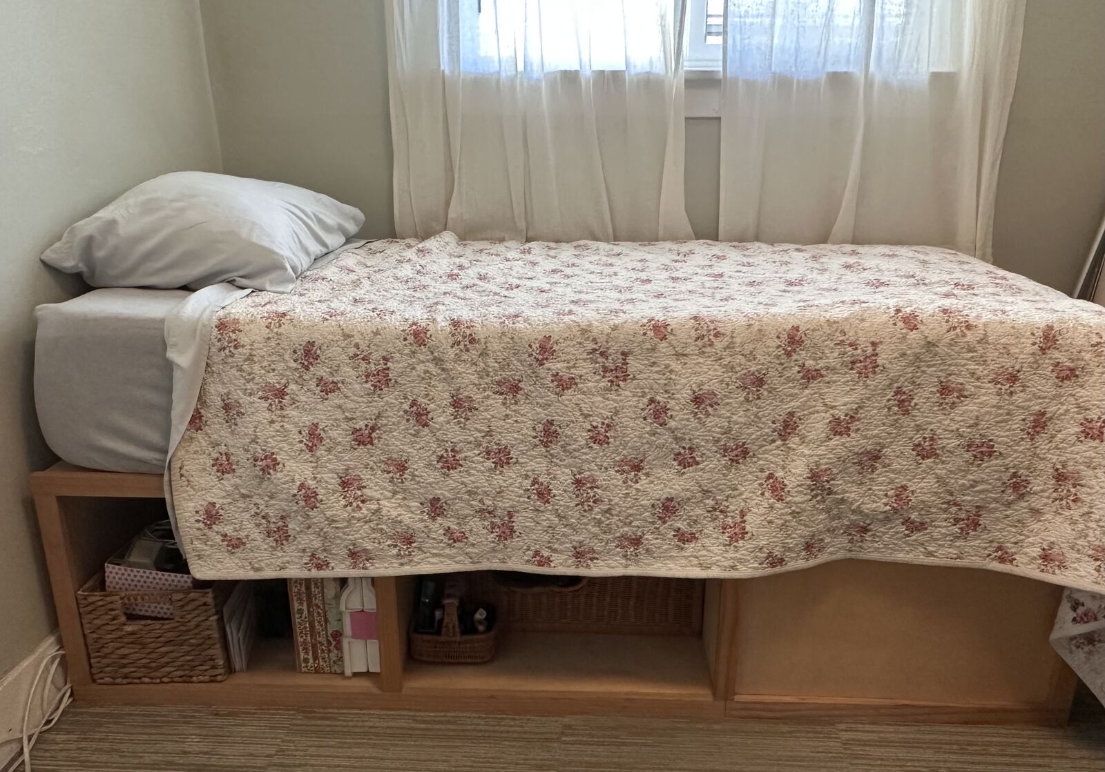 Single bed frame with storage