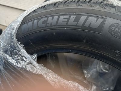 Michelin Car Tires - 225/60r18