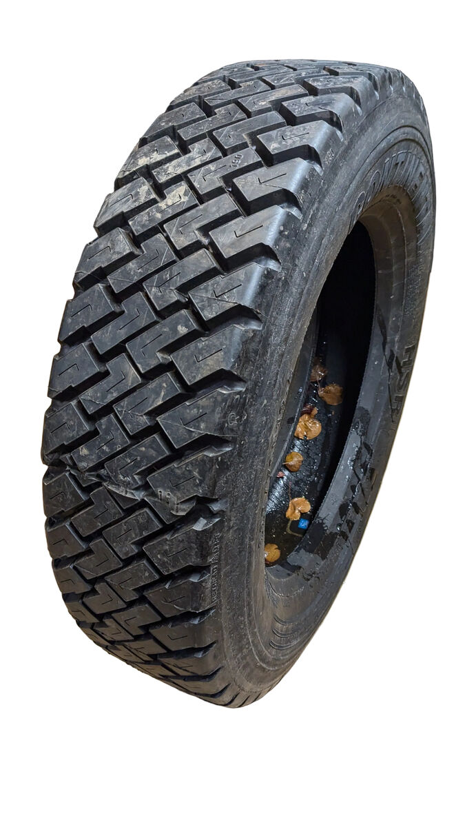 NOS CONTINENTAL HSR BSW LT 255 70 19.5 128/126N 14PLY COMMERCIAL TIRE 05124460000