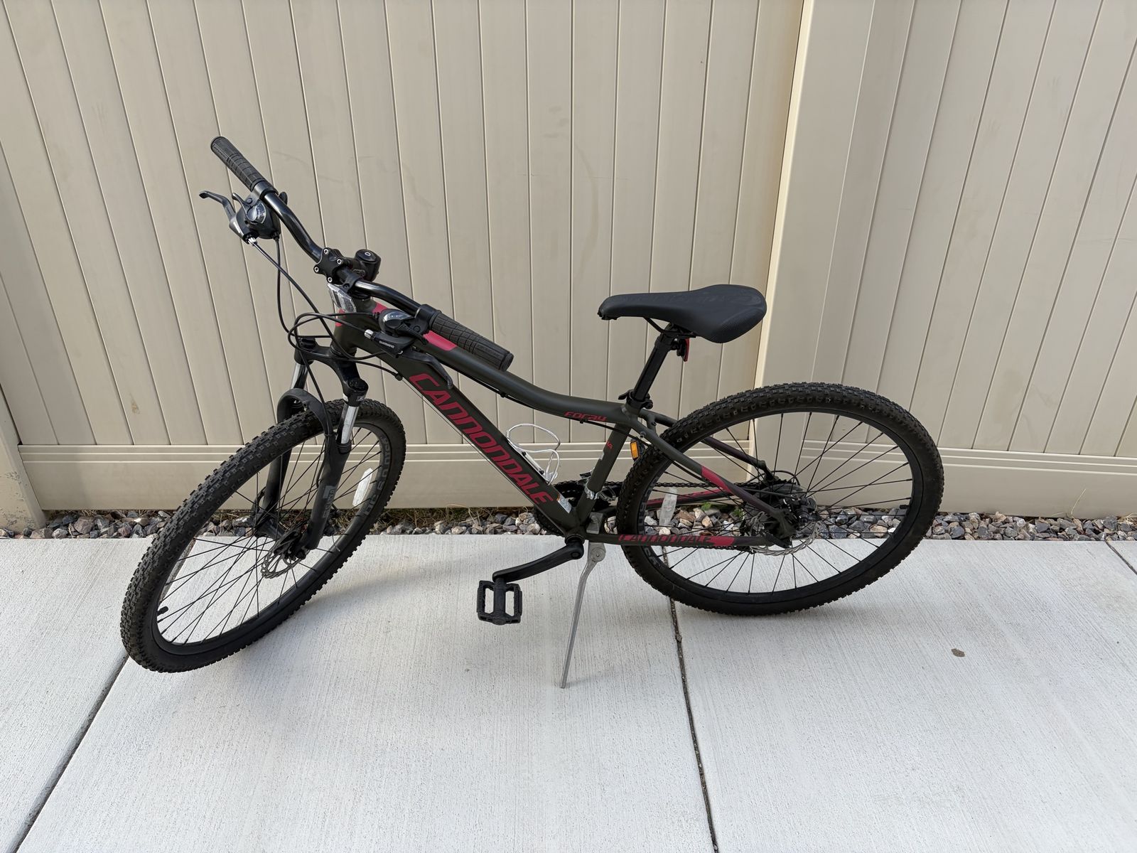 Cannondale Foray 27.5 Mountain Bike-Small