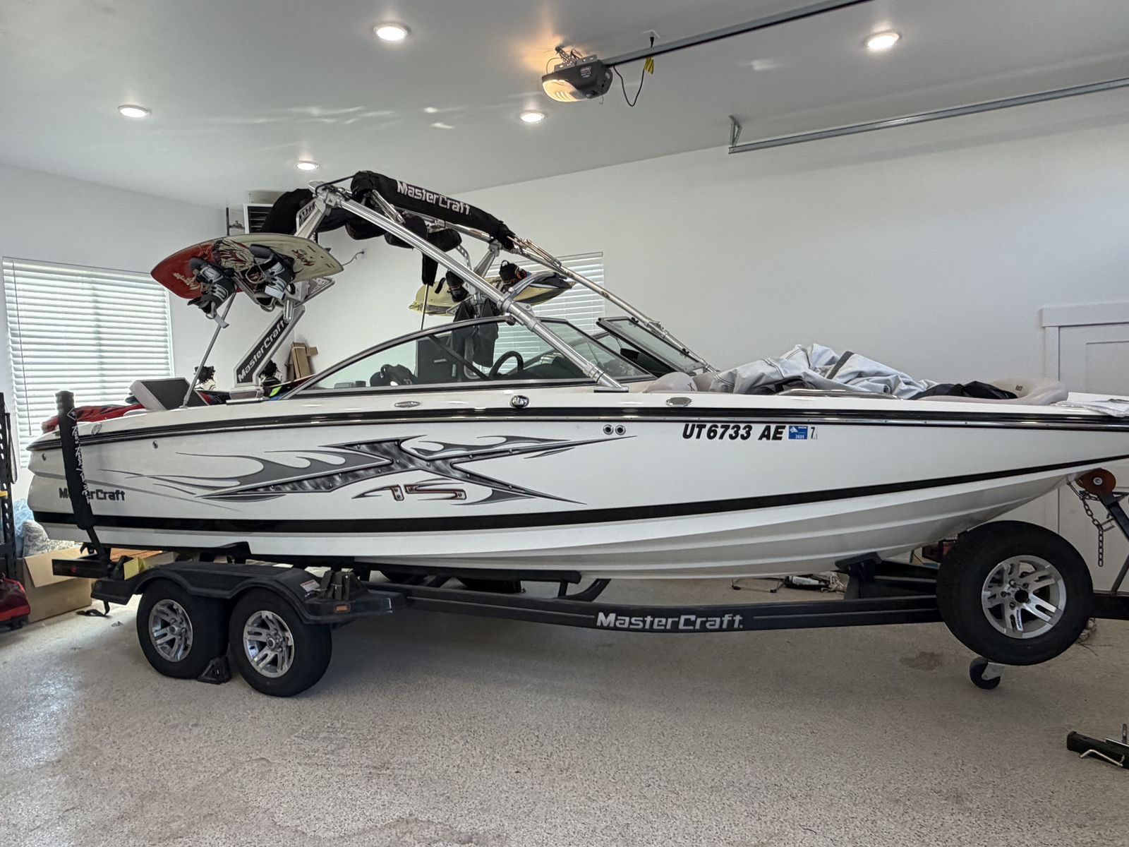 2008 Mastercraft X45 Wakeboard/Surf Boat - New Engine, Premium Stereo, Pristine Interior