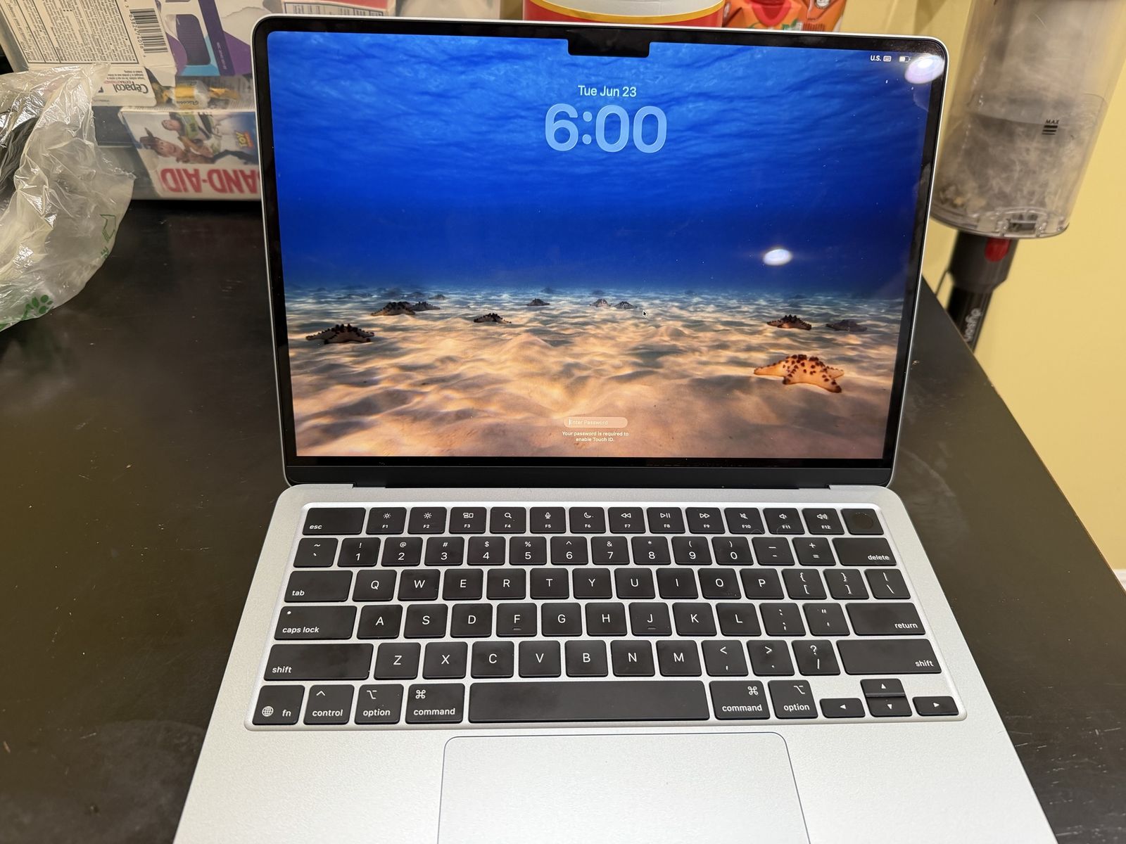 Apple 2025 MacBook Air 13 inch