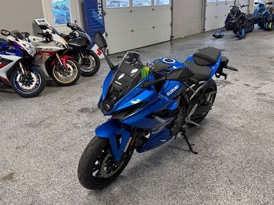 2026 Suzuki GSX-8R