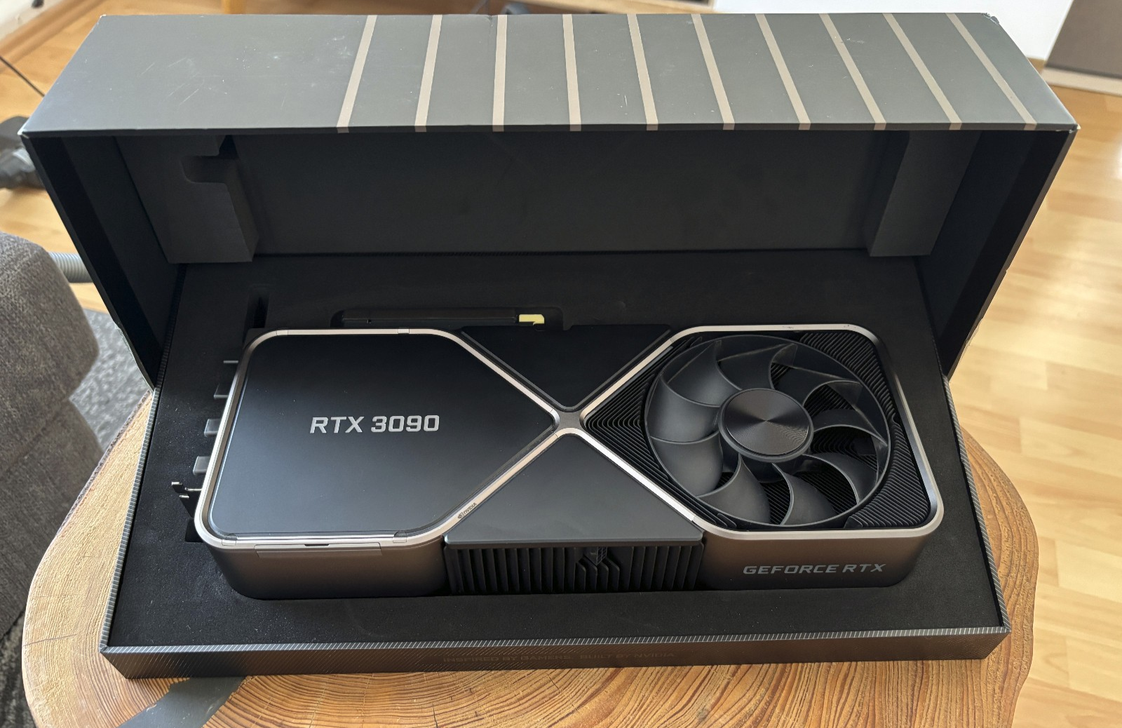 NVIDIA GeForce RTX 3090 Founders Edition 24GB GDDR6X Graphics Card