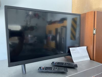 Vizio D24h-J09 24" Smart TV D-Series HD LED Television with Netflix & Remotes