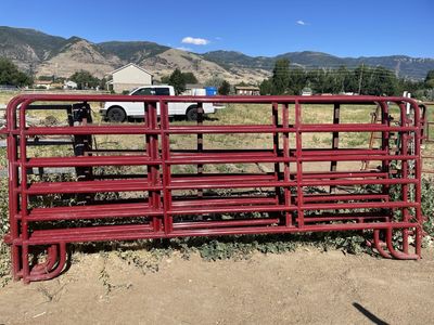 Livestock Fence Panels & Gate - 15 Panels, 1 Gate (12ft/5ft)
