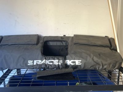 RaceFace Tail Gate Pad