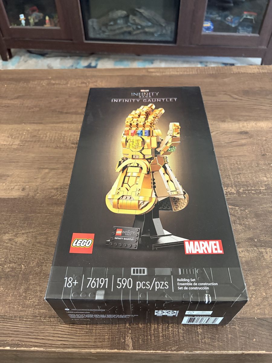 LEGO Marvel Infinity Gauntlet Set