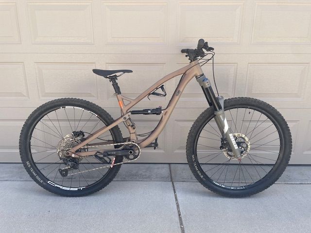 Guerrilla Gravity Megatrail 29er (S/M)