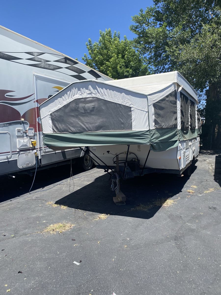 2006 Rockwood Freedom