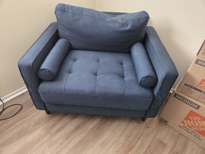 Blue Tufted Accent Chair – $25 | Pickup Only