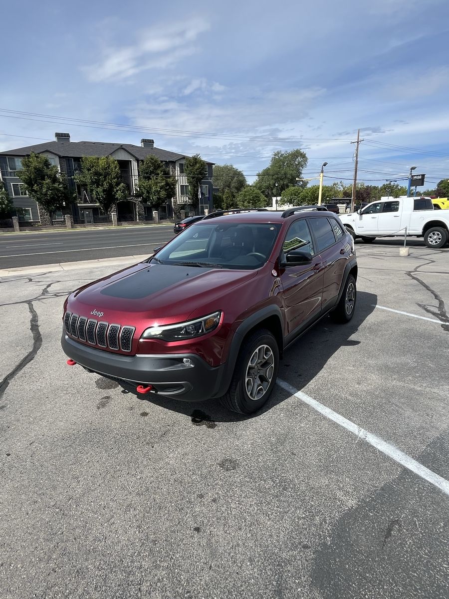 2022 Jeep Cherokee Trailhawk