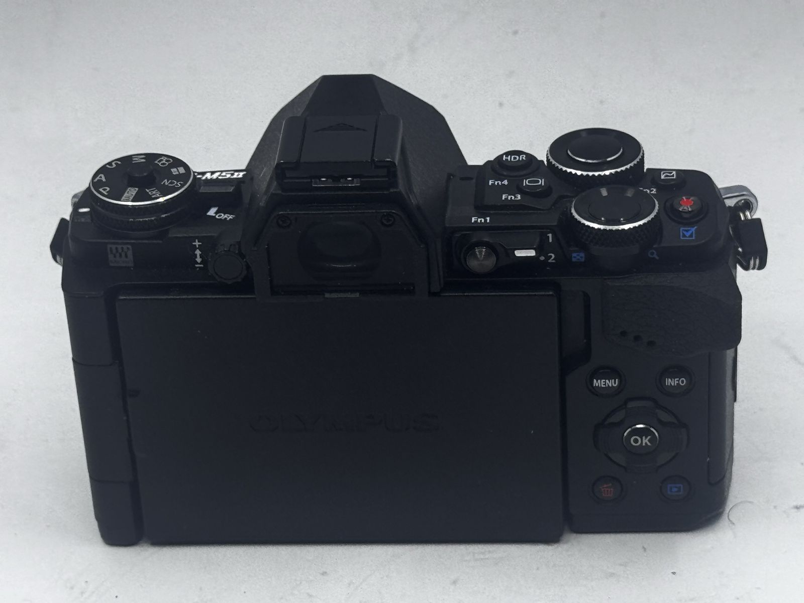 Main image 4