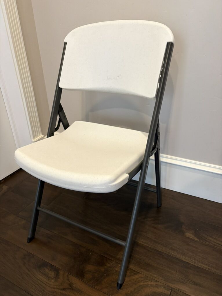 4 White Lifetime Chairs