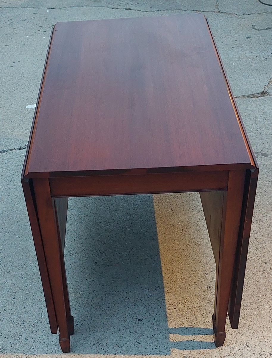 Antique Cherry Drop Leaf Dining Table