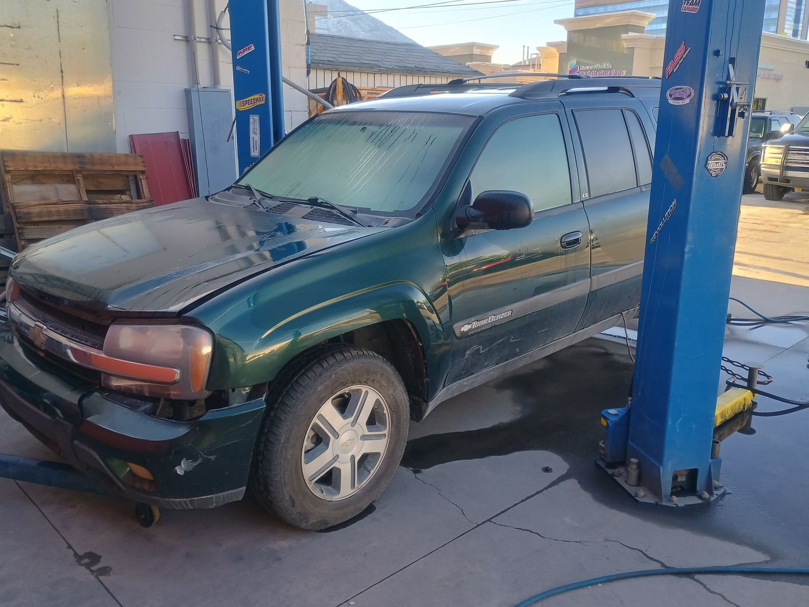 2004 Trailblazer - Parting out