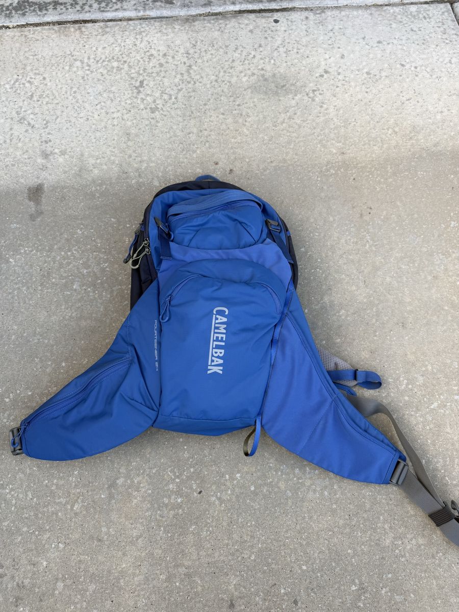 CamelBak Fourteener 24 Hydration Hiking Backpack – Excellent Condition