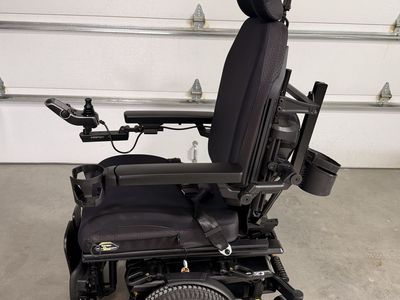 Quantum Q6 Edge 2.0 Power Wheelchair - Low Miles, Full Seating Functions (Layton)