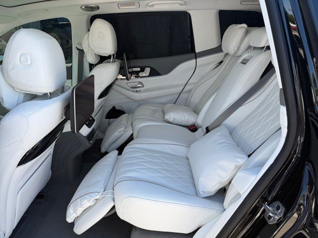 Main image 17