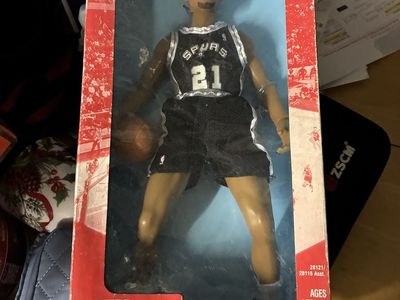 Starting Lineup 1998 Edition Tim Duncan NBA Action Figure Spurs #21 Original Box