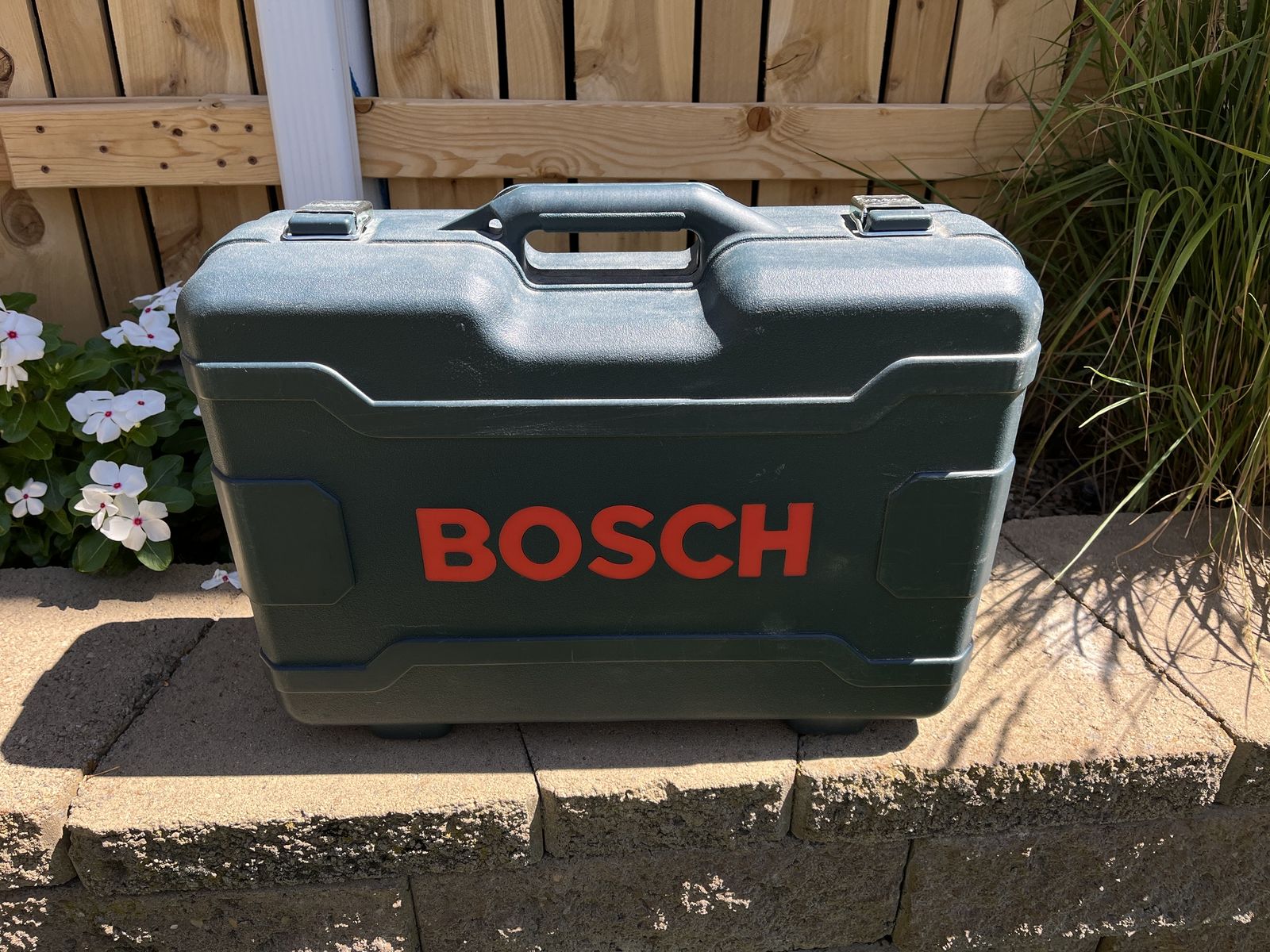 Bosch Plunge Router w/hard case